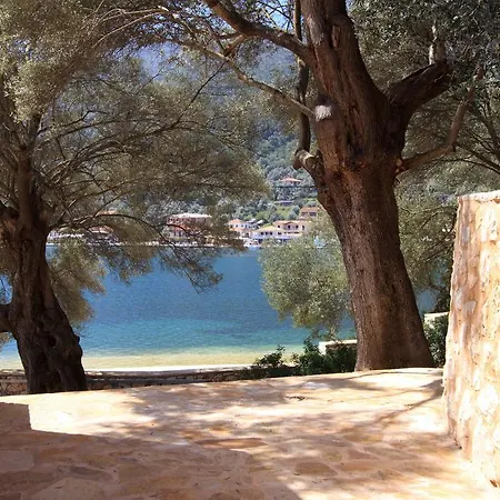 Amoudia - Luxury Right On The With Private Pool Vila *