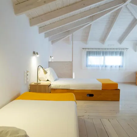 Amoudia - Luxury Right On The With Private Pool Sivota